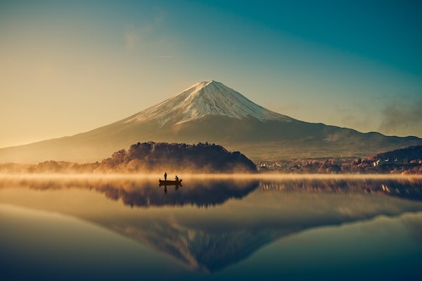 monte fuji al tramonto